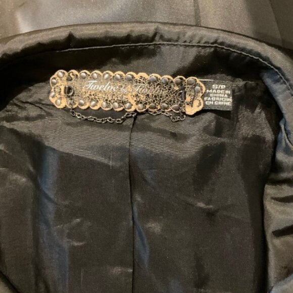 Twelve by Twelve black zip up trench coat size S - Picture 2 of 3